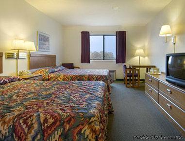 Super 8 By Wyndham Smithville Lake Cameră foto